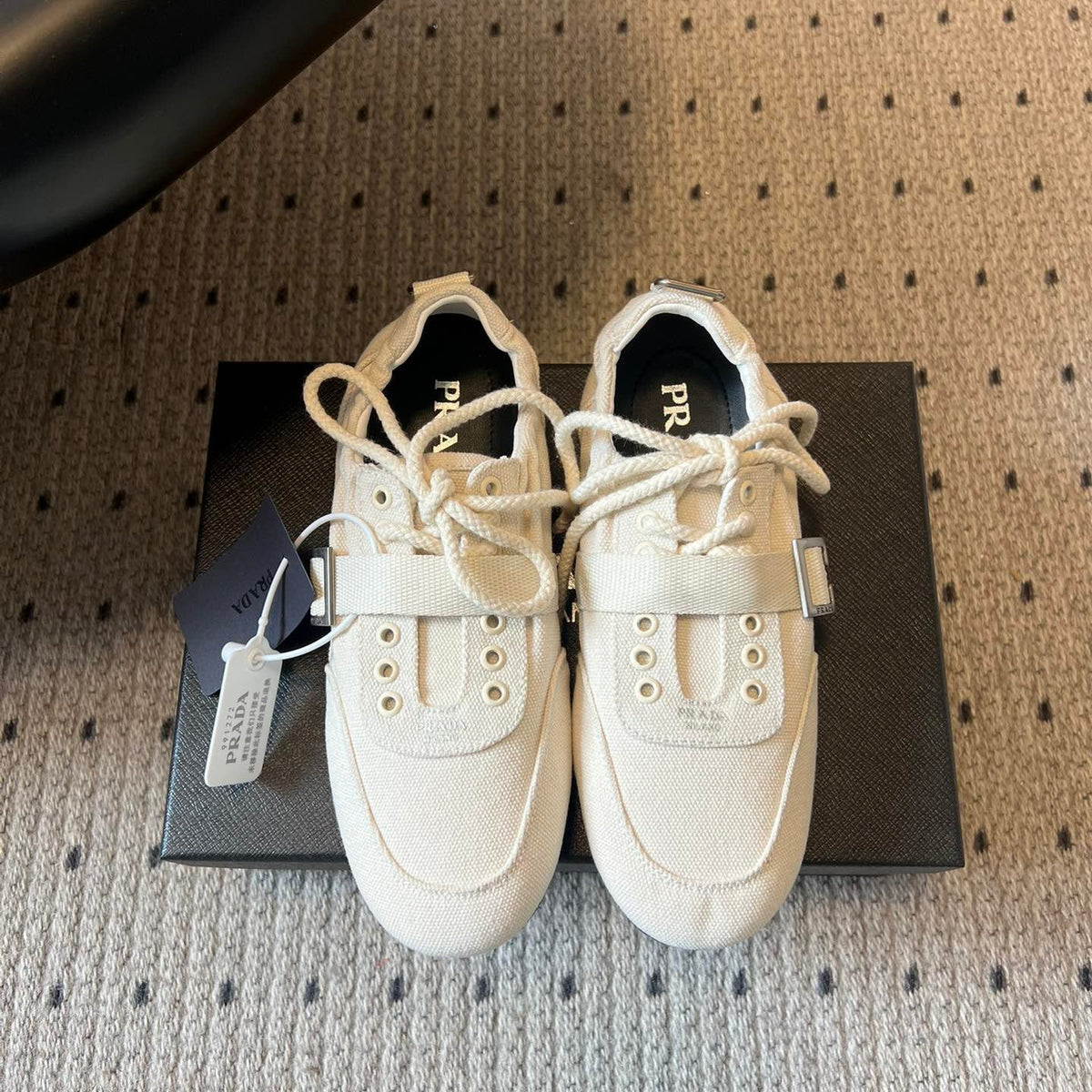 PD COLLAPSE SNEAKERS
