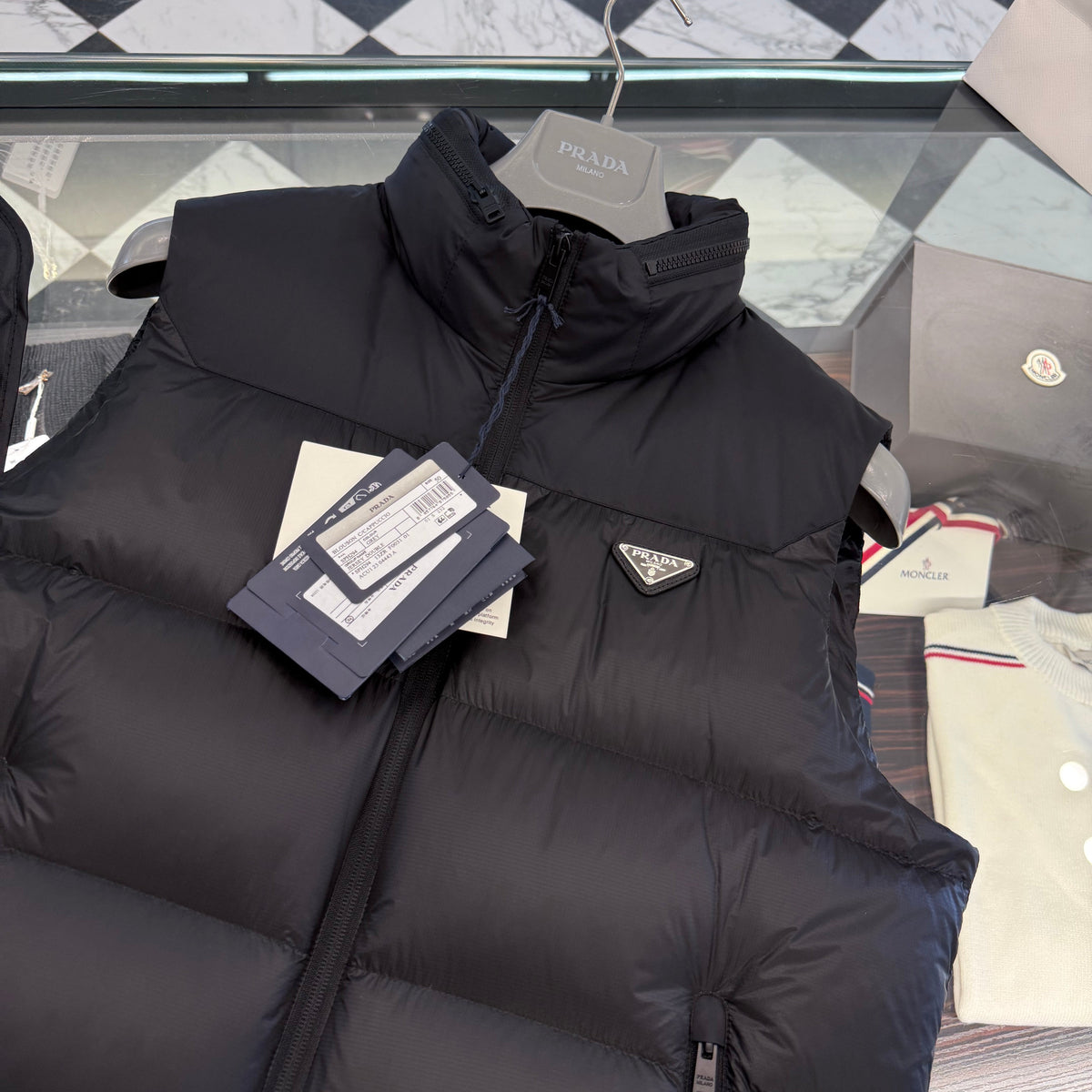 PD VEST