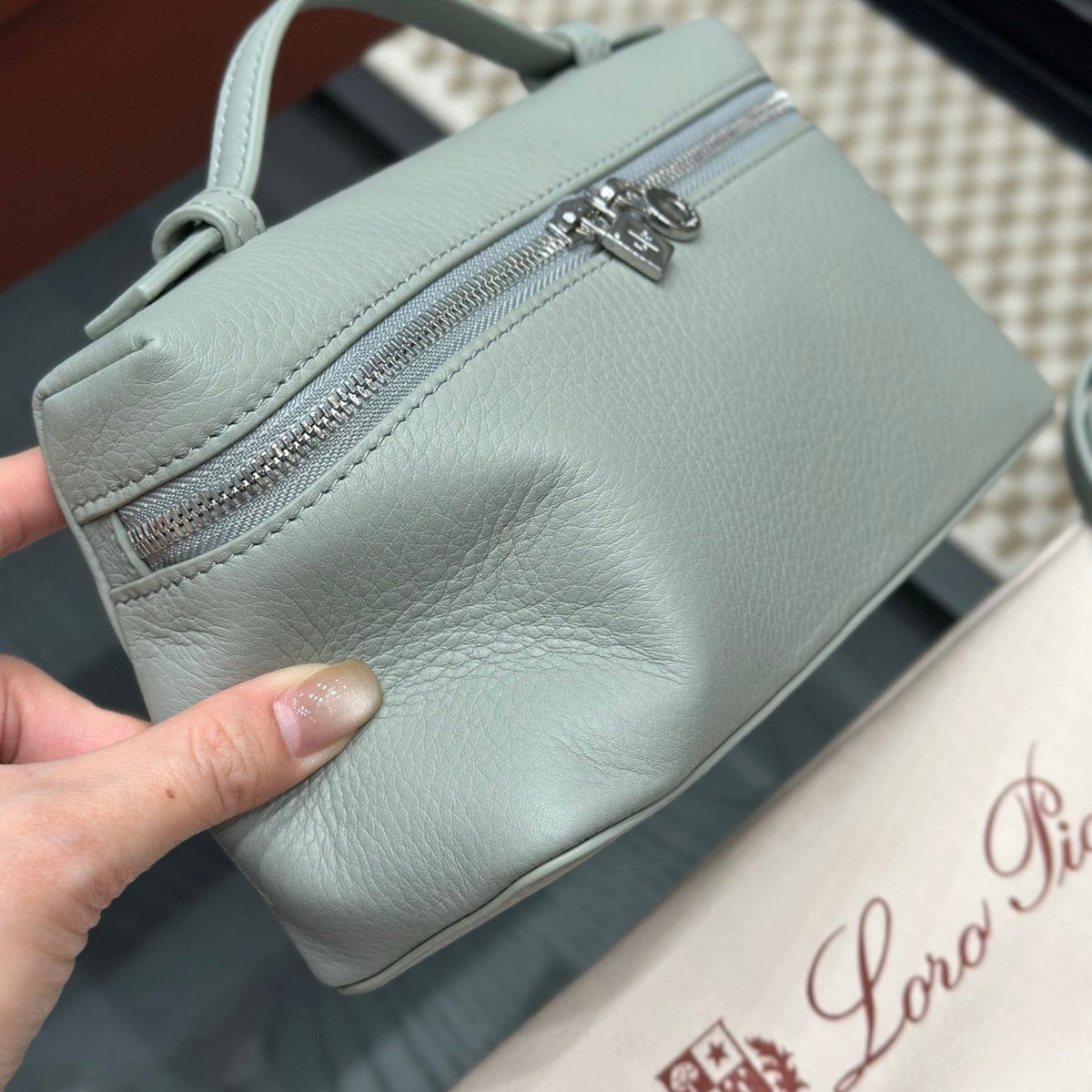 LORO P EXTRA POCKET L19 BAG