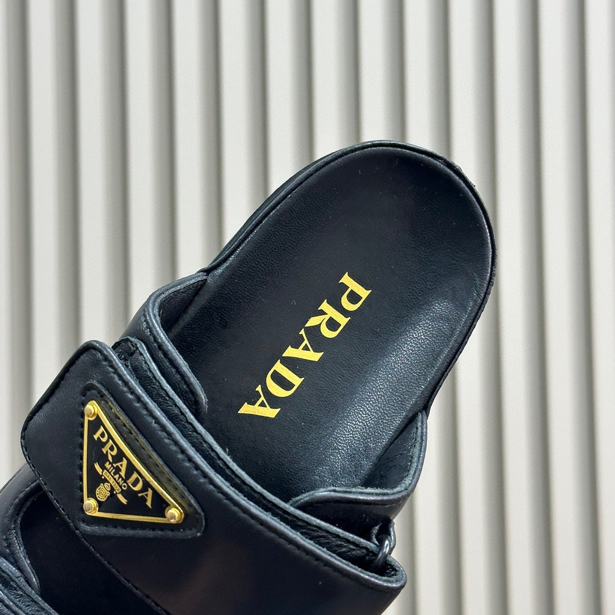 PD NAPPA LEATHER SLIDES