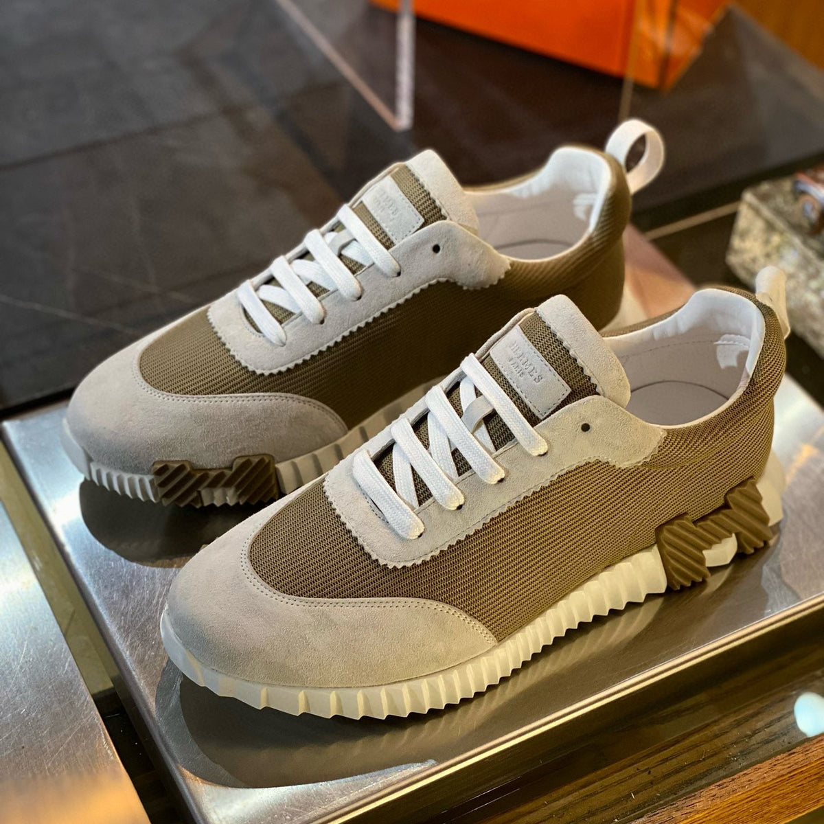 HERM BOUNCING SNEAKERS