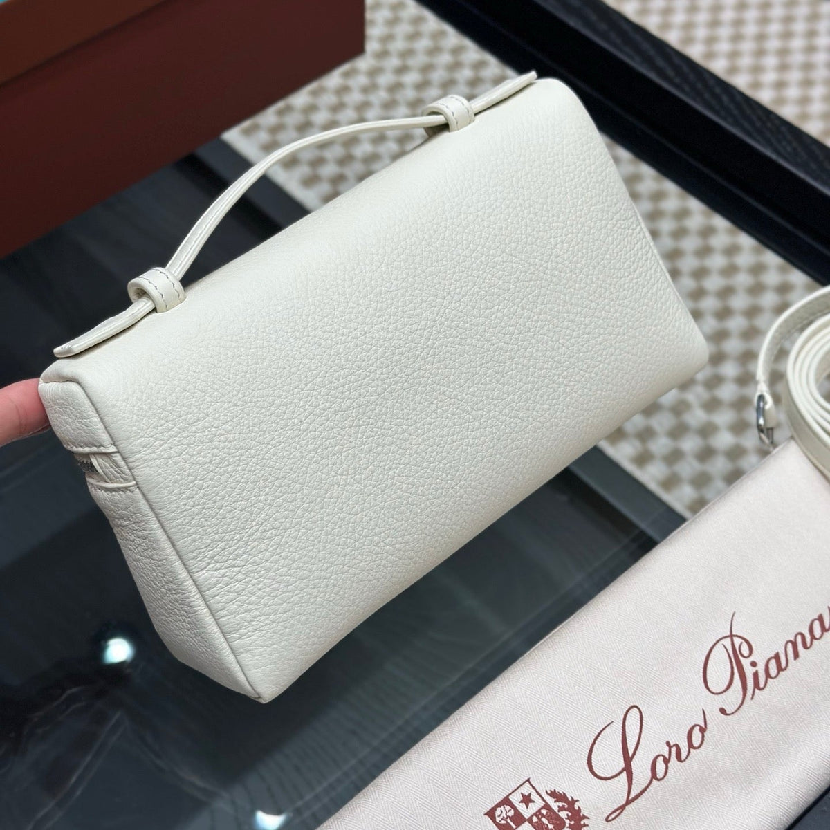 LORO P EXTRA POCKET L19 BAG