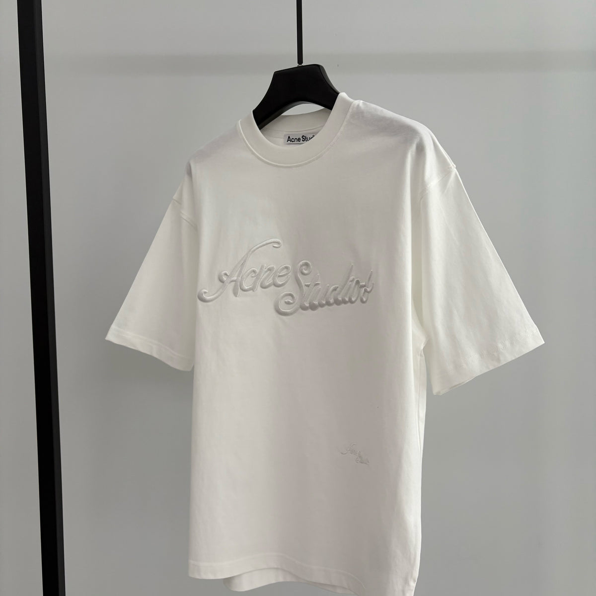 ACNE T-SHIRT