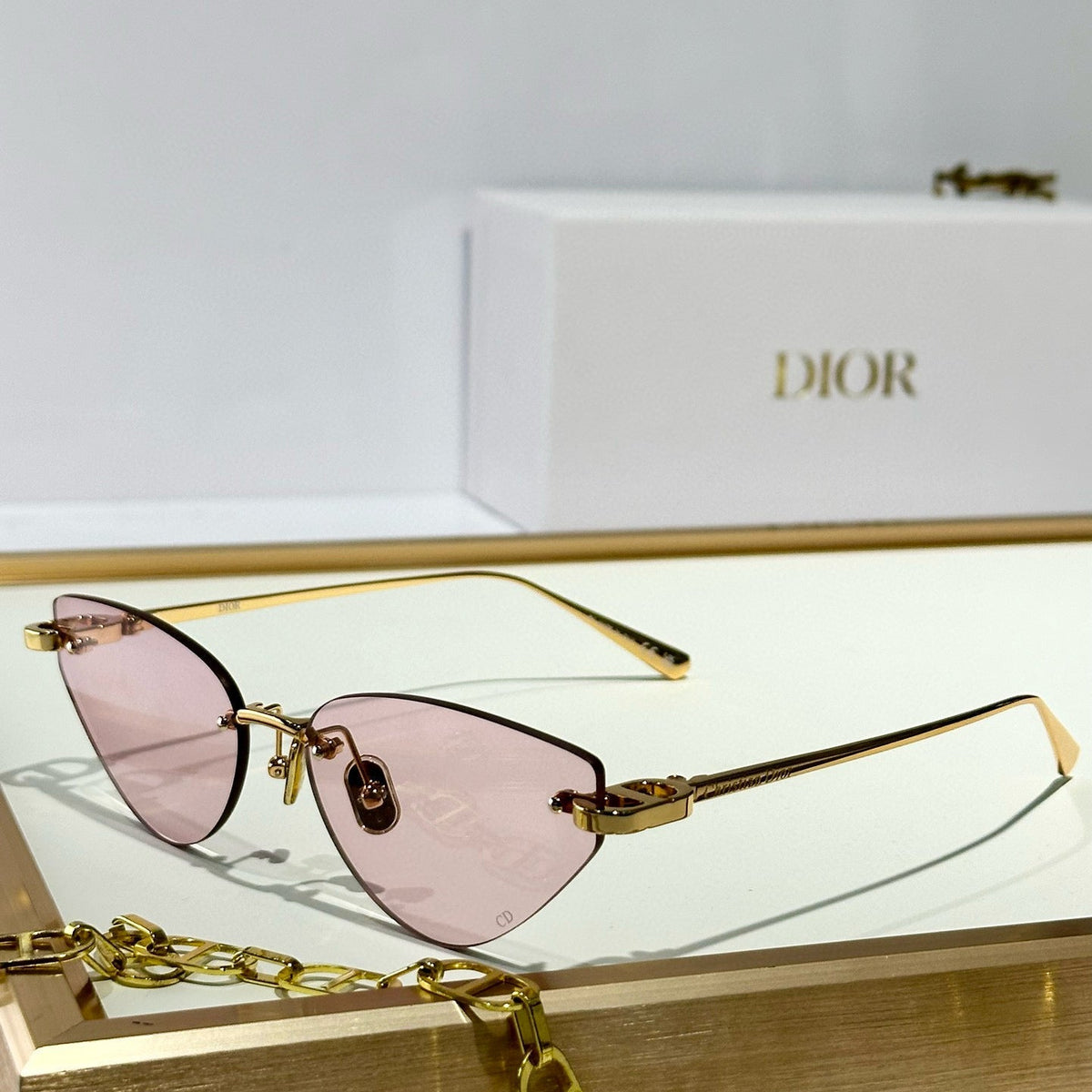 CD SUNGLASSES