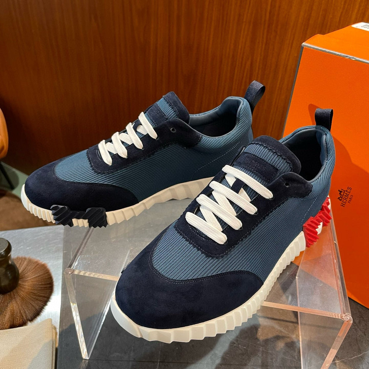 HERM BOUNCING SNEAKERS