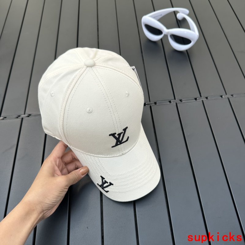 Louis Vuitton Luxury Cap