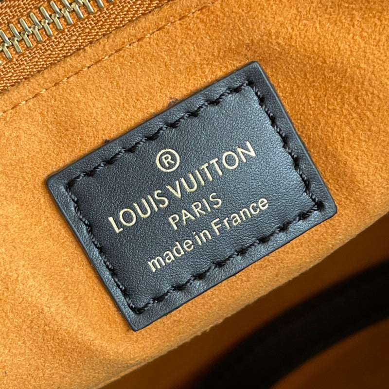I W Fashion Lu-Vi bags - 17162