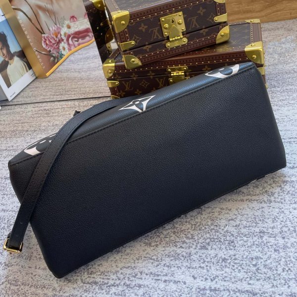 LOV2 Bags - Luxurious Bags  850