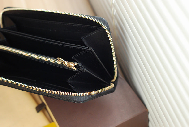 I W Fashion Lu-Vi bags - 9408