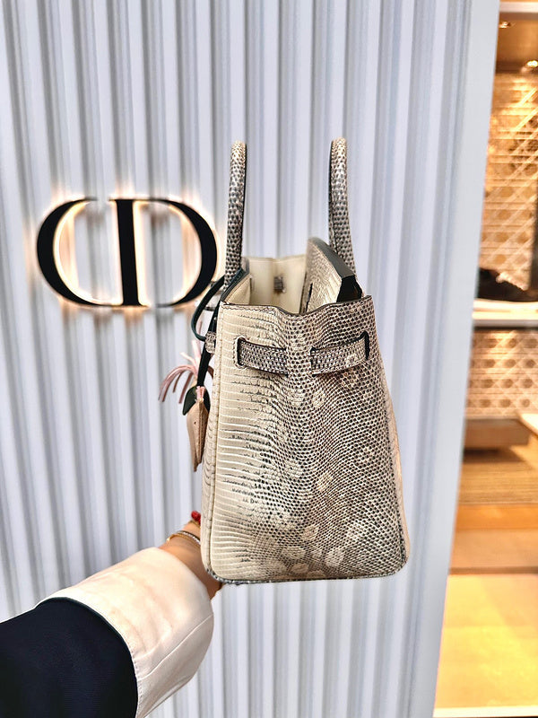 PHA - HMS Bags - 1077