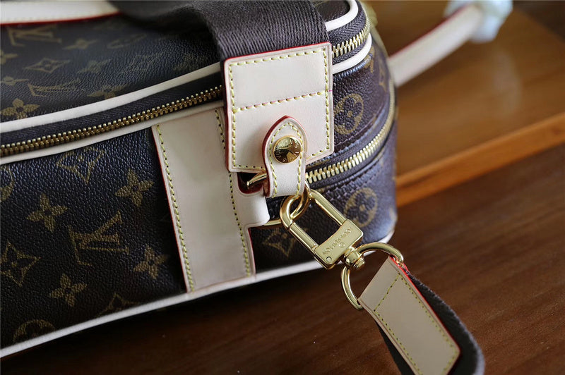I W Fashion Lu-Vi bags - 9863