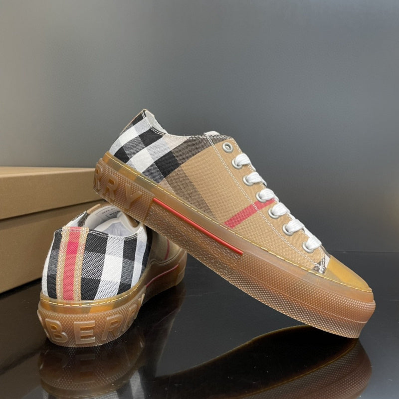 Burberry Luxury Shoes