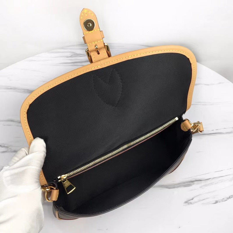 LOV2 Bags - Luxurious Bags  694