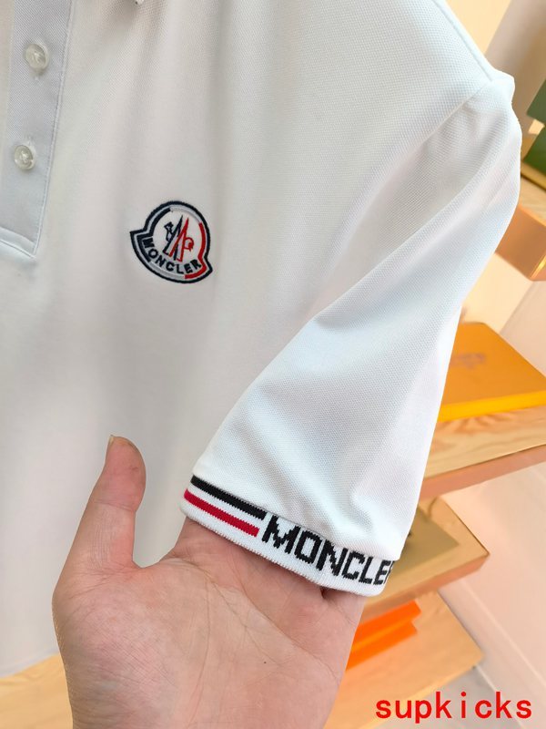 Moncler Luxury Cloth