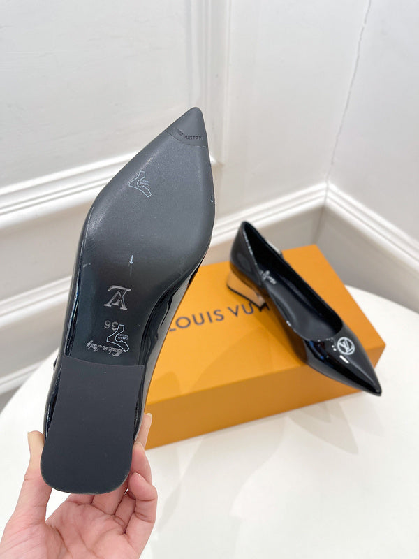 Louis Vuittion Luxury Shoes