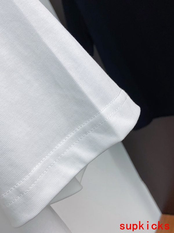 Moncler Luxury Cloth