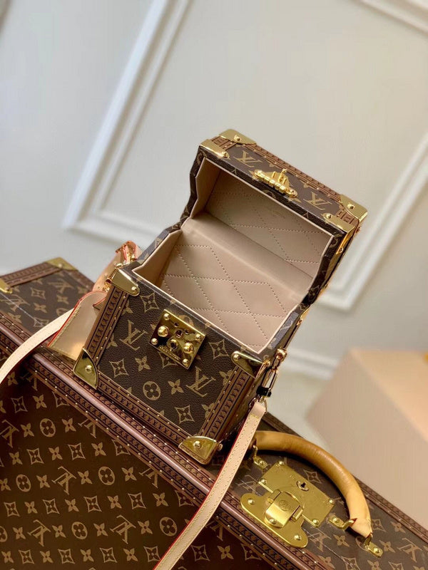 I W Fashion Lu-Vi Bags - 16790