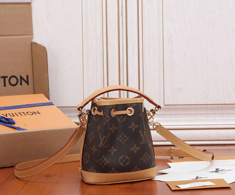 I W Fashion Lu-Vi Bags - 16805