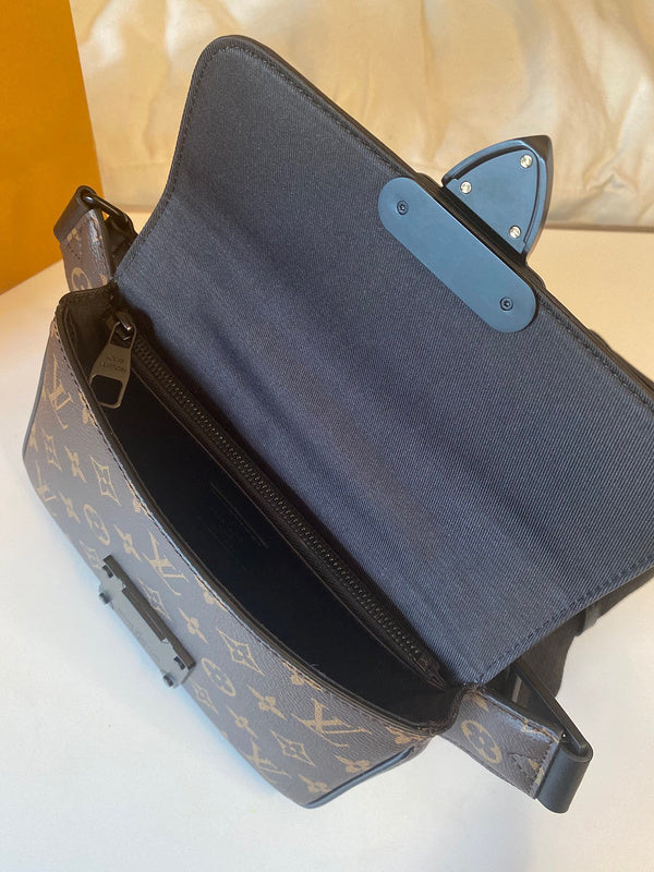 I W Fashion Lu-Vi bags - 17525