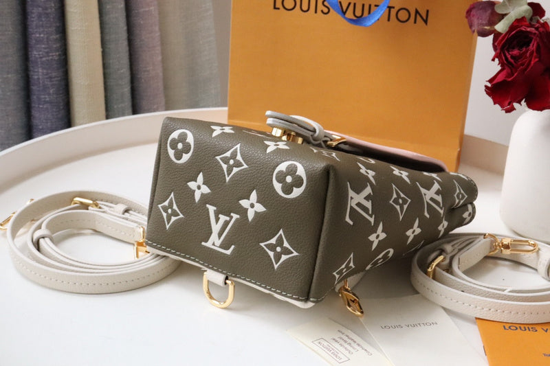 I W Fashion Lu-Vi Bags - 16824