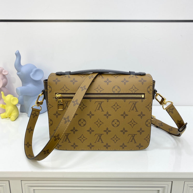 I W Fashion Lu-Vi bags - 17170