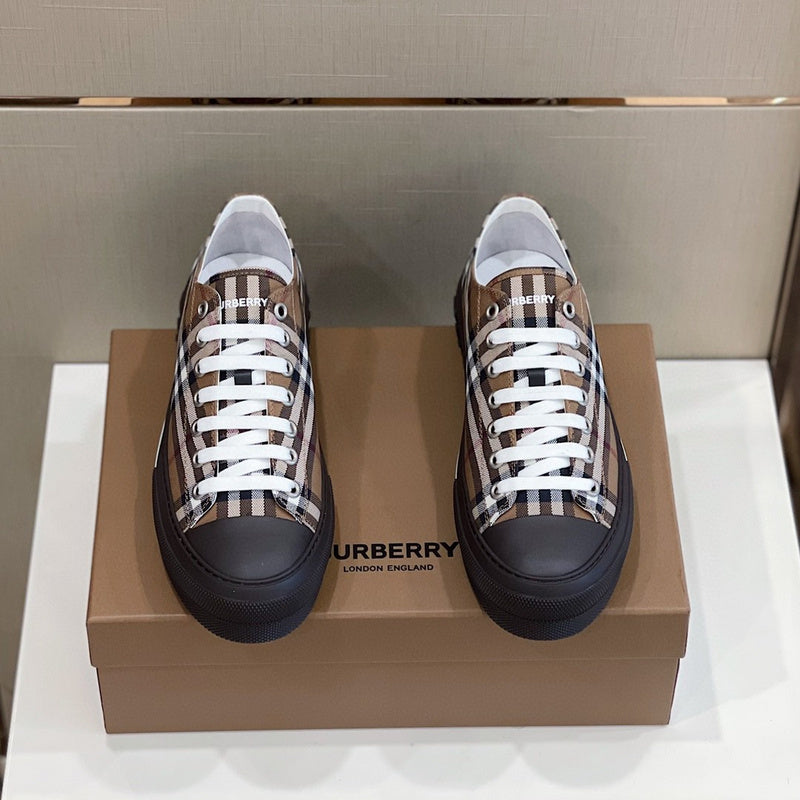 Burberry Luxury Shoes