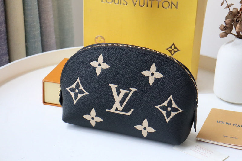 I W Fashion Lu-Vi bags - 17375