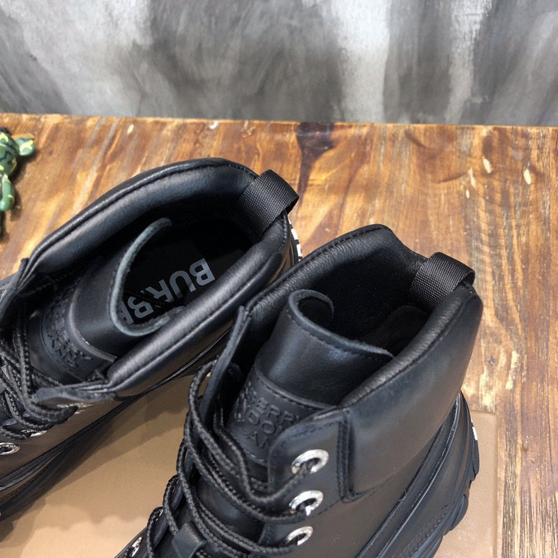 Burberry Luxury Shoes