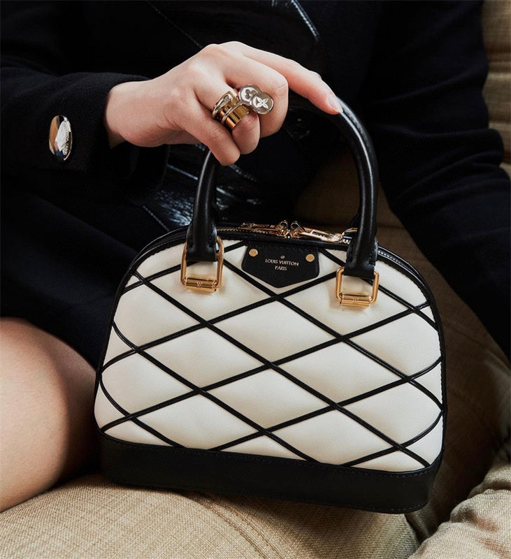 PHA - LOV Bags - 210