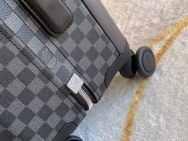 I W Fashion Lu-Vi bags - 11405