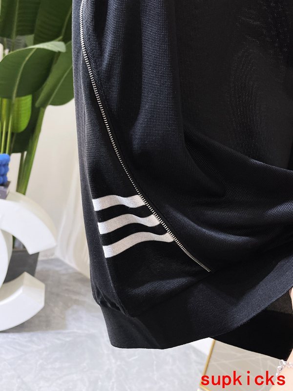 Moncler Luxury Cloth