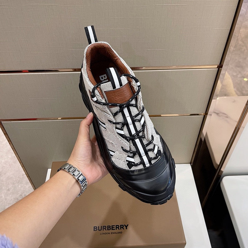 Burberry Luxury Shoes