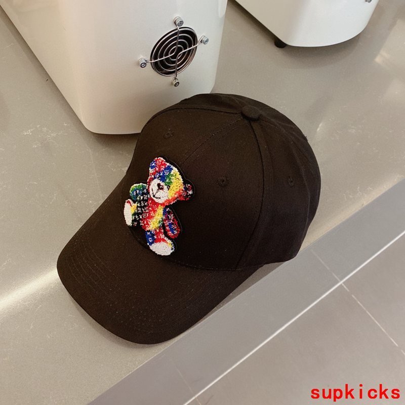 Louis Vuitton Luxury Cap