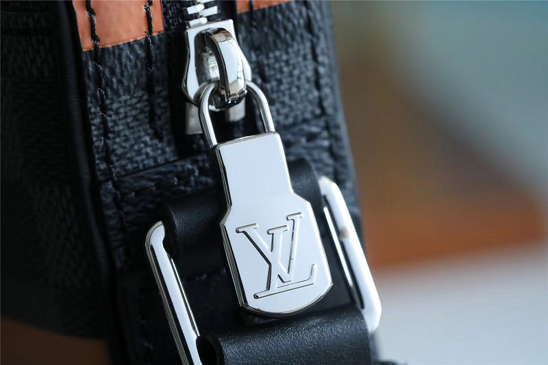 I W Fashion Lu-Vi bags - 10326