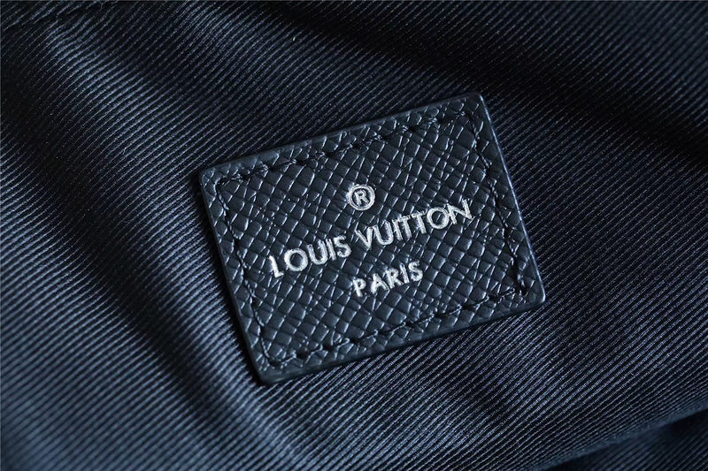 I W Fashion Lu-Vi bags - 9830