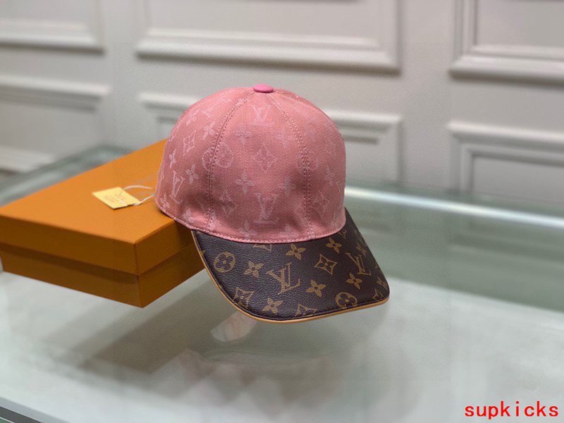 Louis Vuitton Luxury Cap