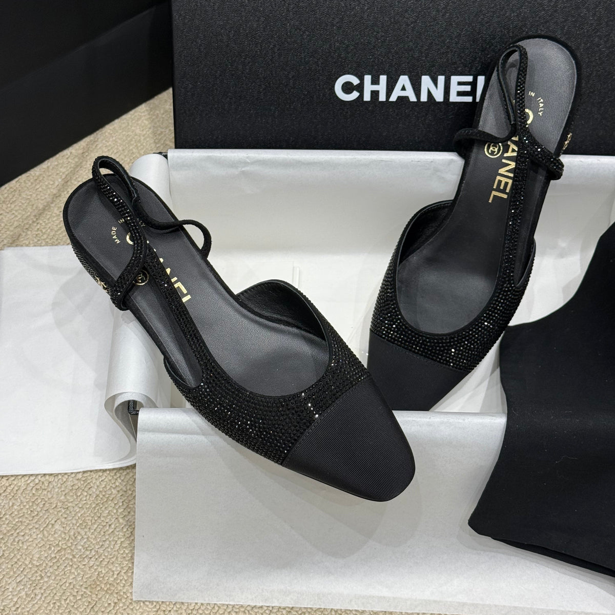 CC SLINGBACK PUMPS