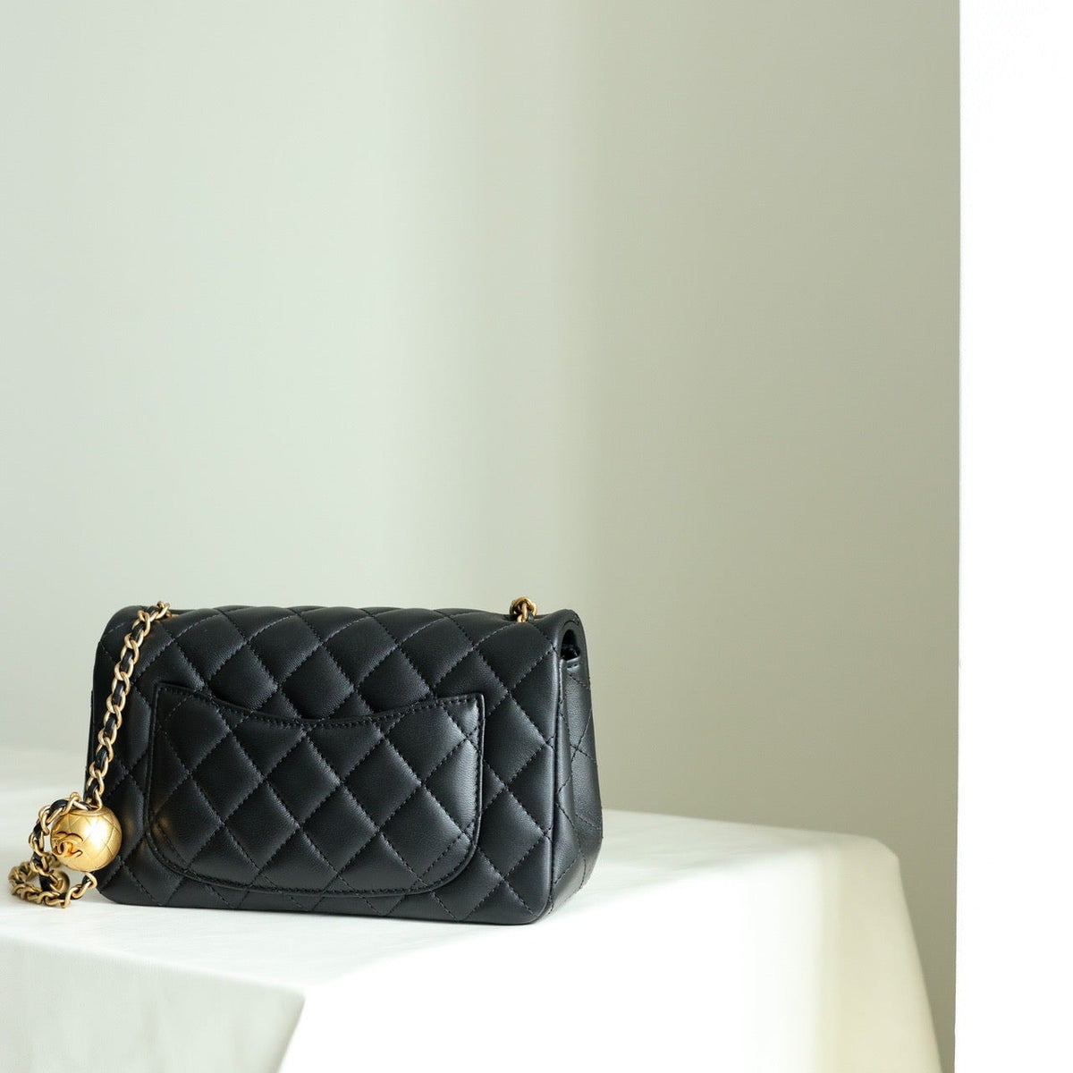CC CLASSIC FLAP MINI BAG