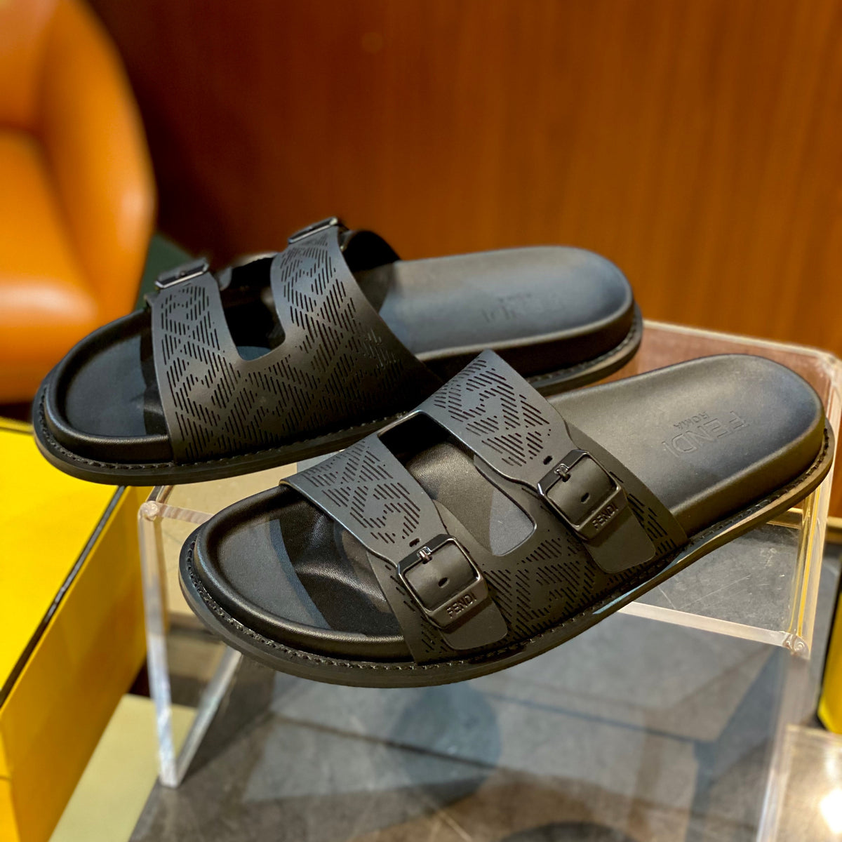 FEN SANDALS
