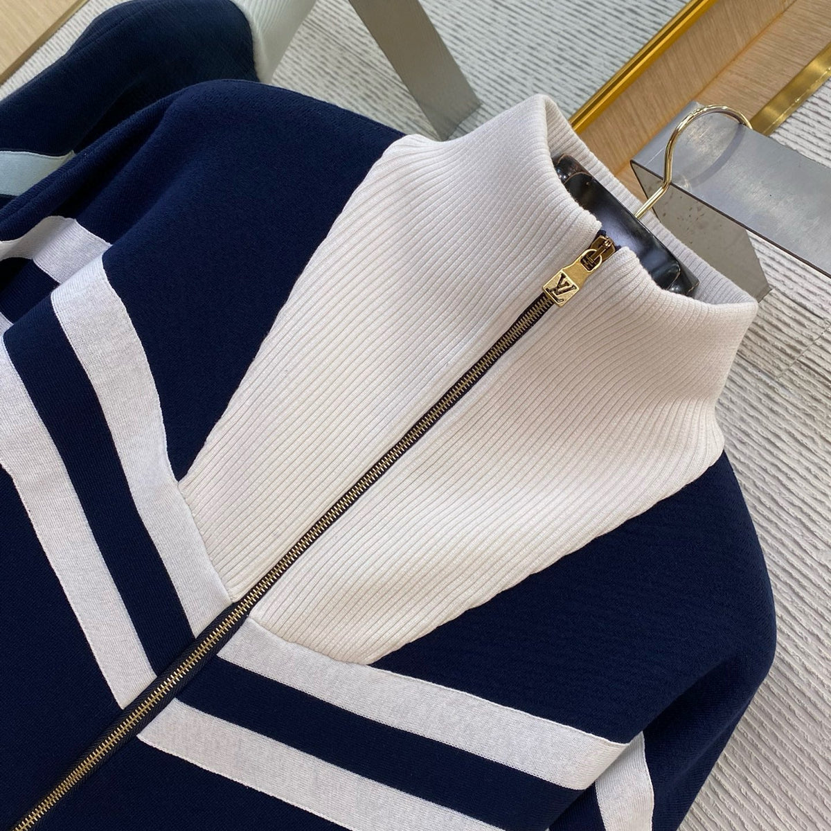 LOU ZIP JUMPER