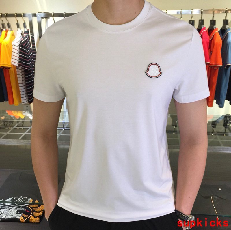 Moncler Luxury Cloth