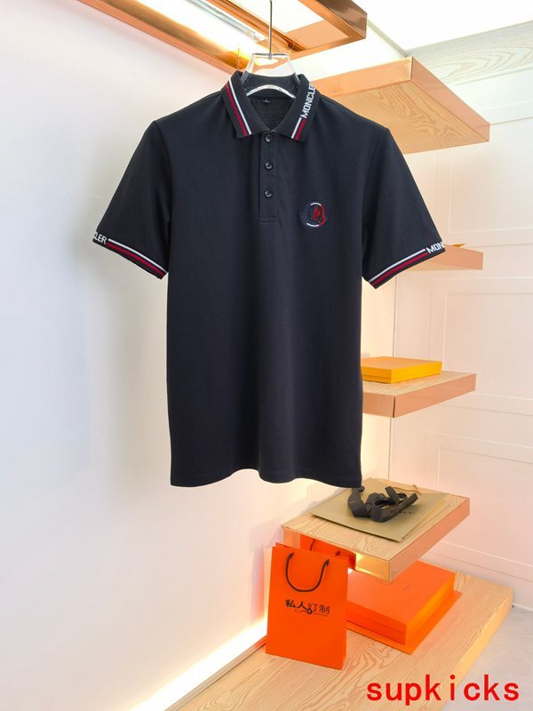Moncler Luxury Cloth