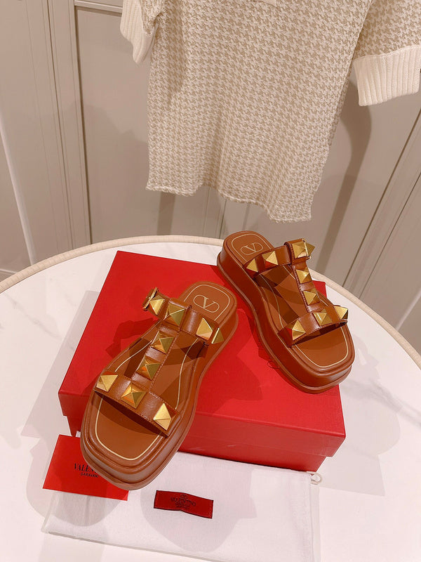 Valentino GARAVANI Luxury Shoes