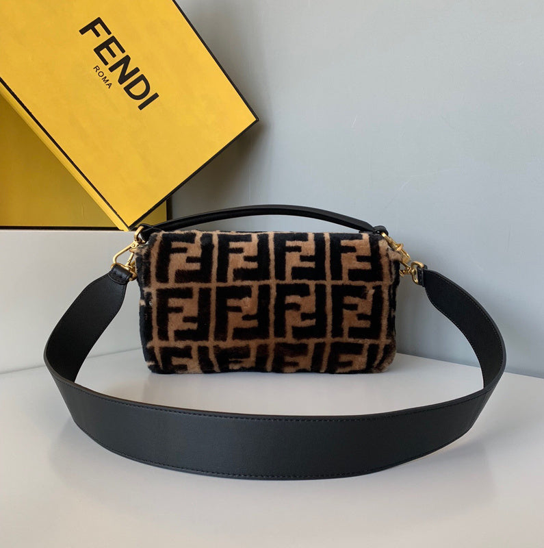 ENT - ENTI Bags - 102