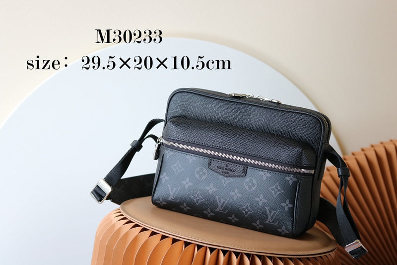 I W Fashion Lu-Vi bags - 17183