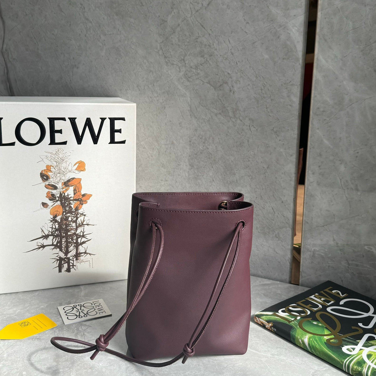 LOEW PEBBLE POUCH