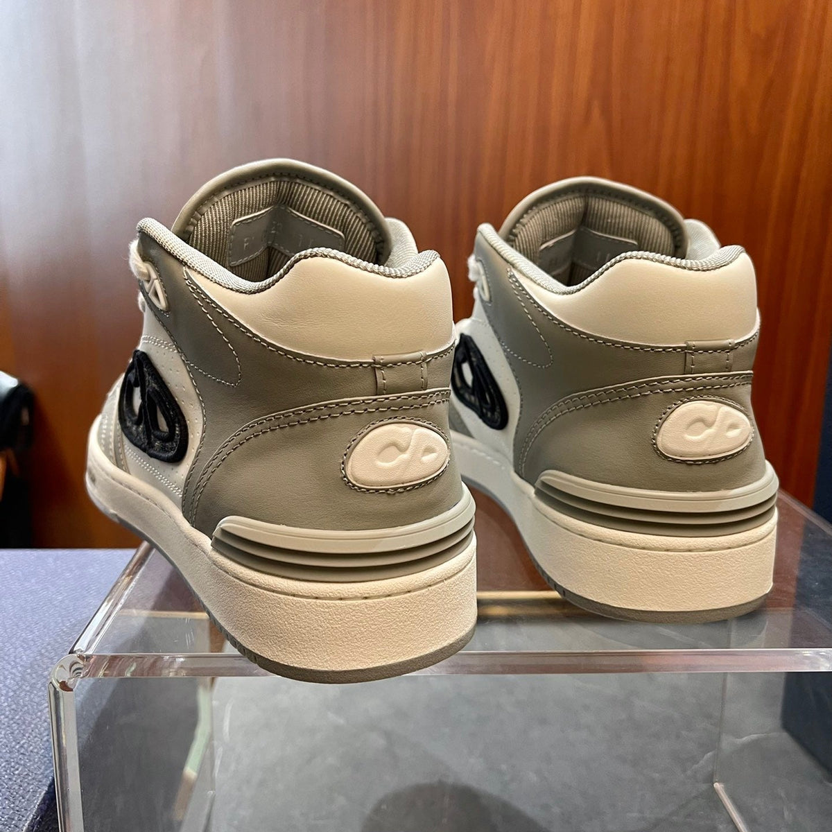 CD B57 SNEAKER