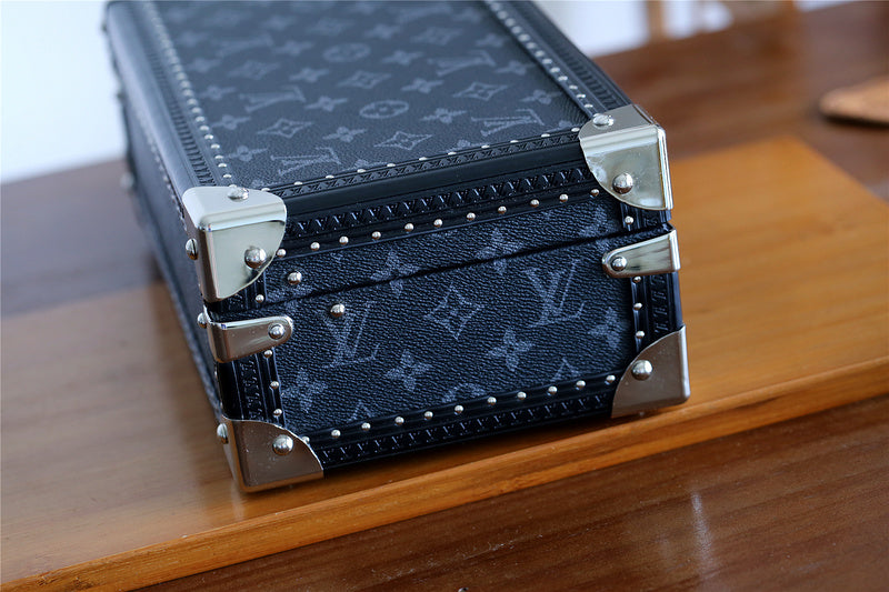 I W Fashion Lu-Vi bags - 11359