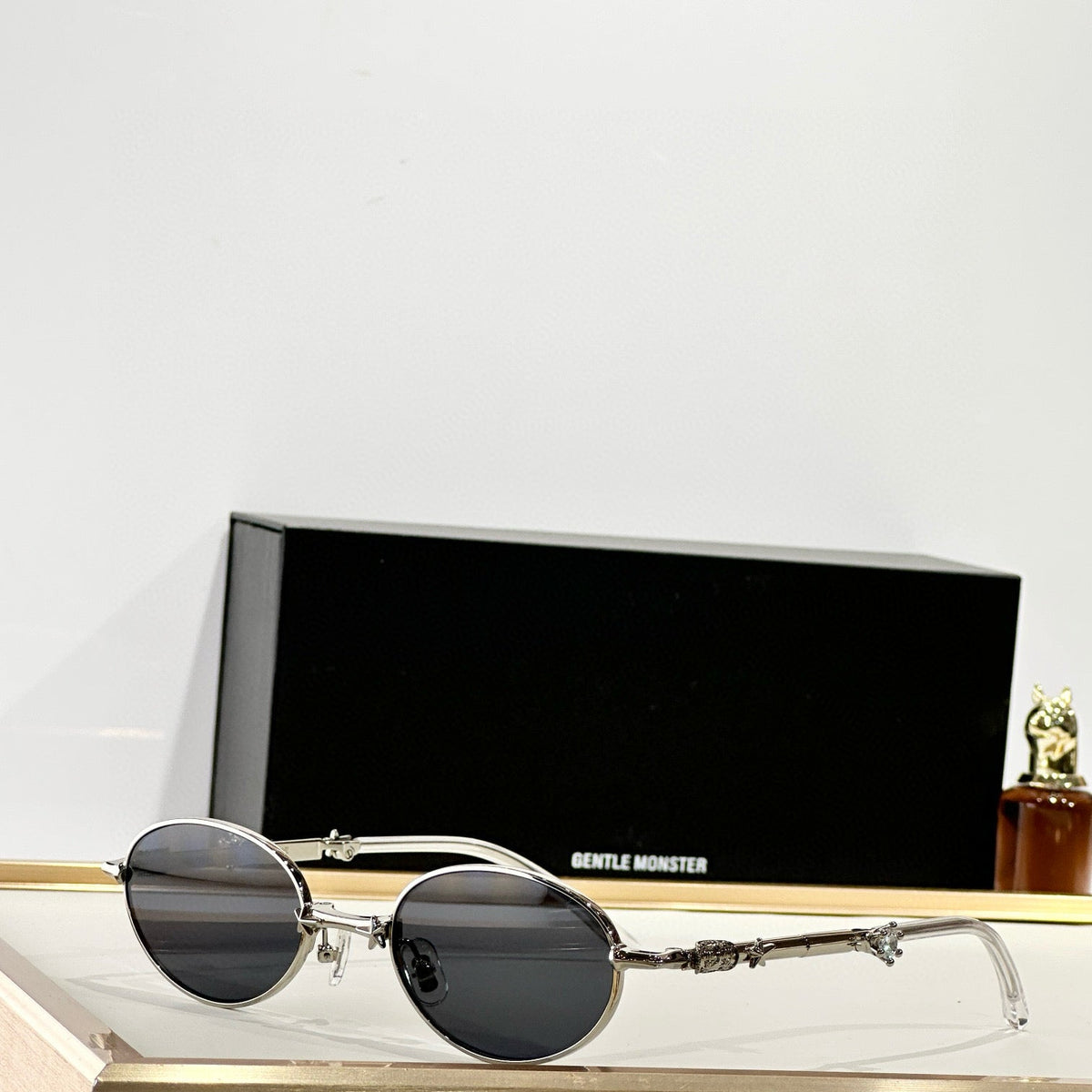 GM SUNGLASSES