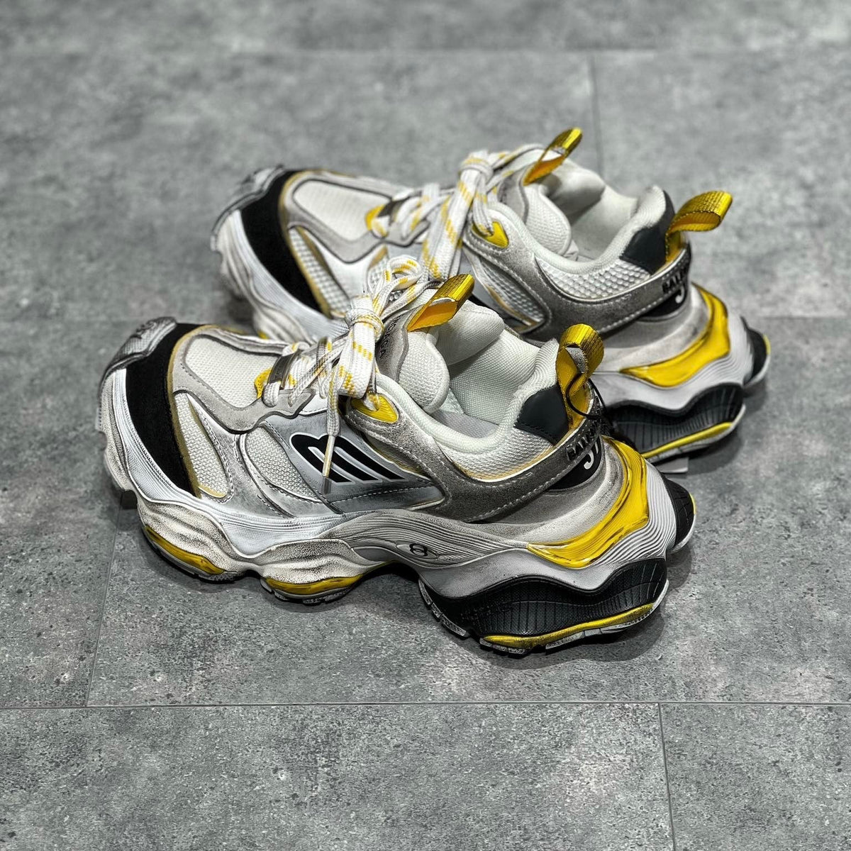 BAL CARGO TRAINERS